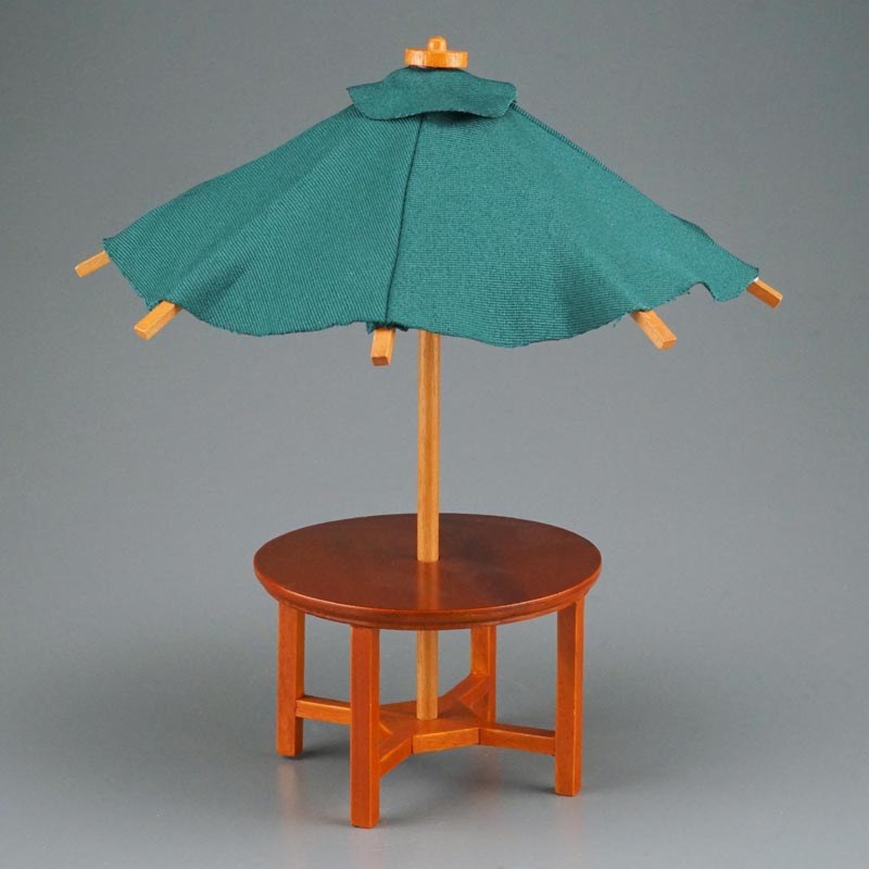Re18148 - Table avec parasol
