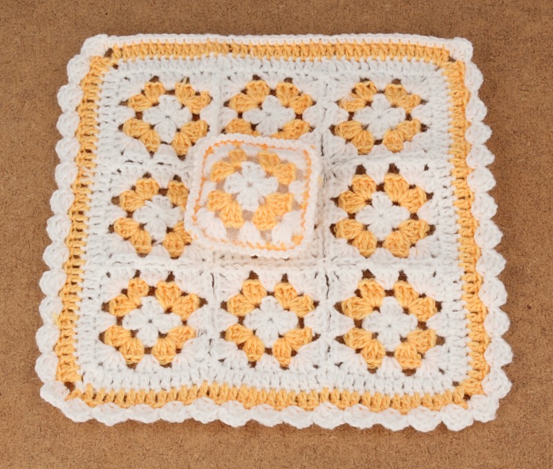 Sb1001 - Couvre lit au crochet