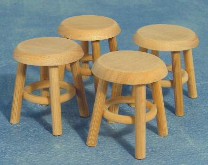 Mb0083 - Quatre tabourets